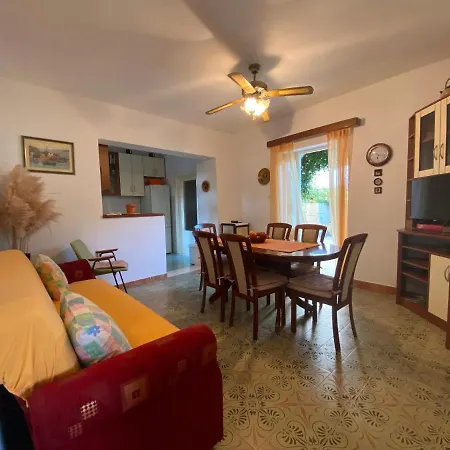 Jarmila Apartman Omis