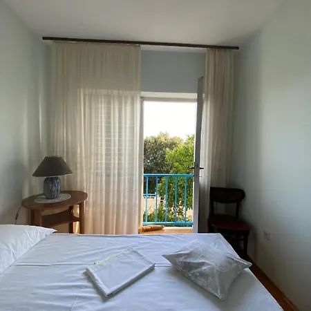 Jarmila * オミシュ