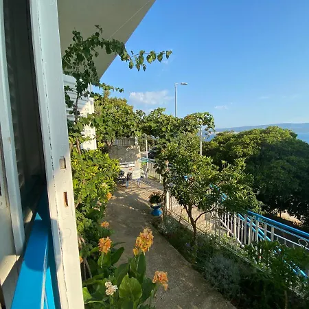 Jarmila オミシュ